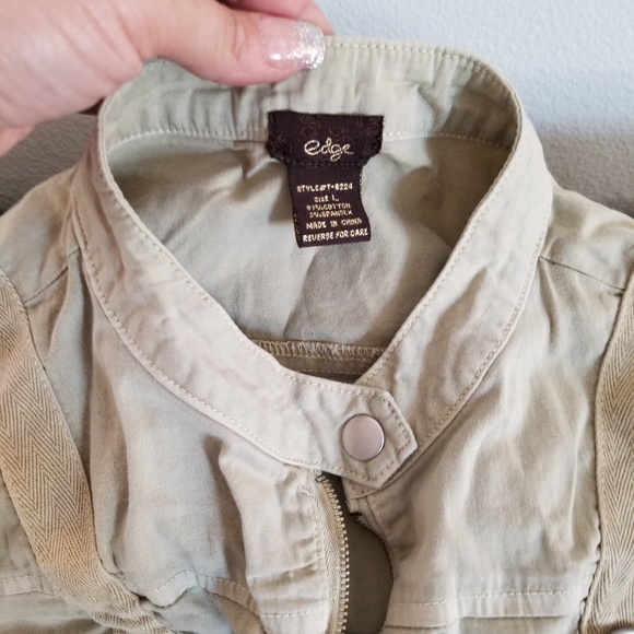 Crop top style khaki jacket - Picture 2 of 4